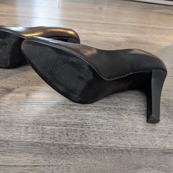 Black Ralph Lauren Heels - Picture 5 of 5